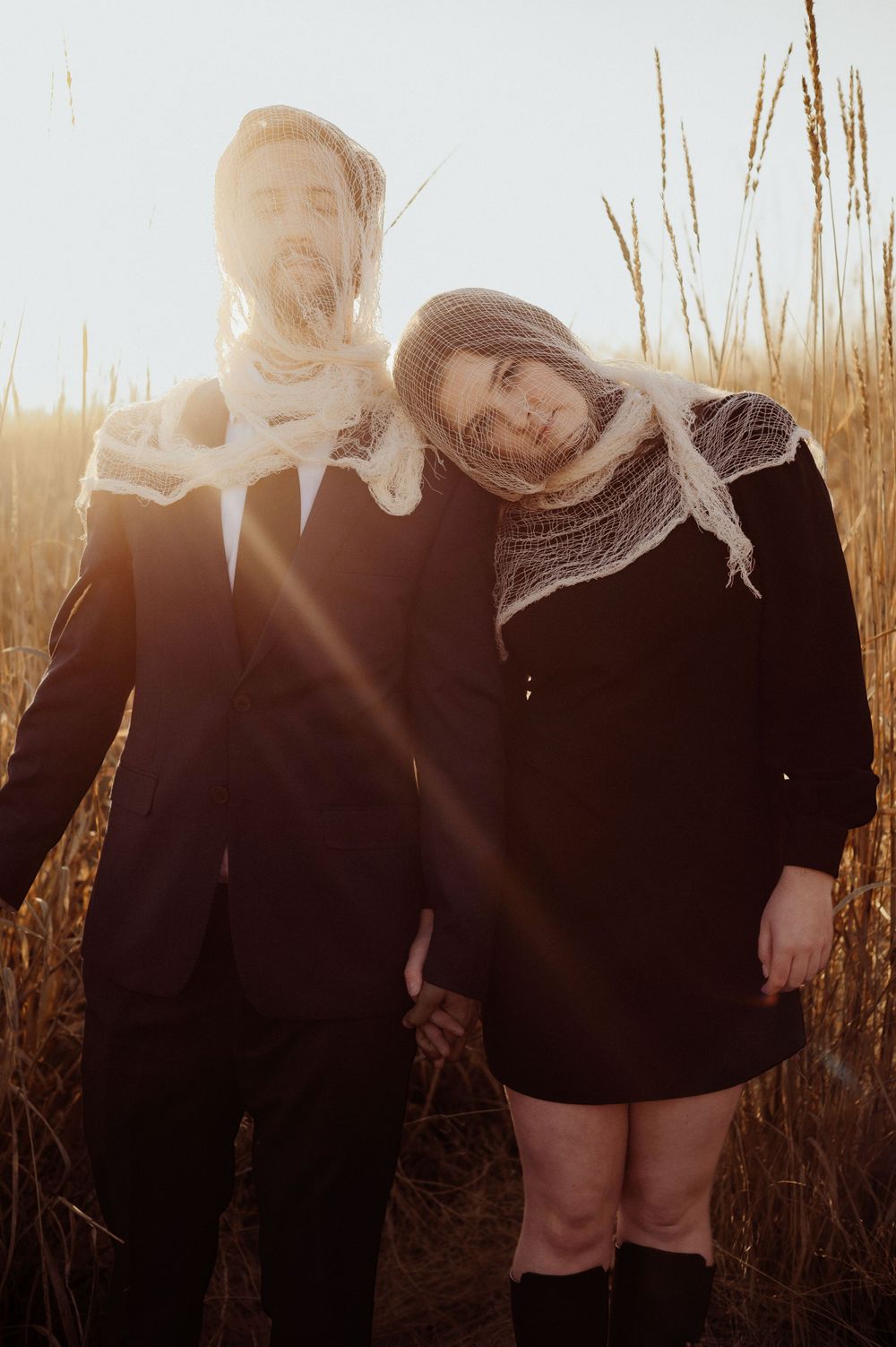 Halloween themed couples shoot taken in Spokane Washington by Jessica Rae Photography.