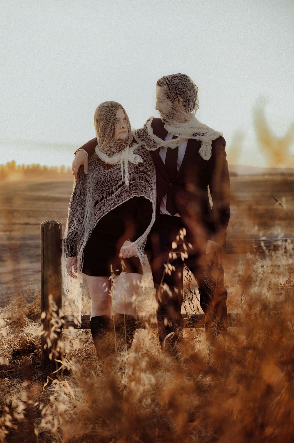 Halloween themed couples shoot taken in Spokane Washington by Jessica Rae Photography.