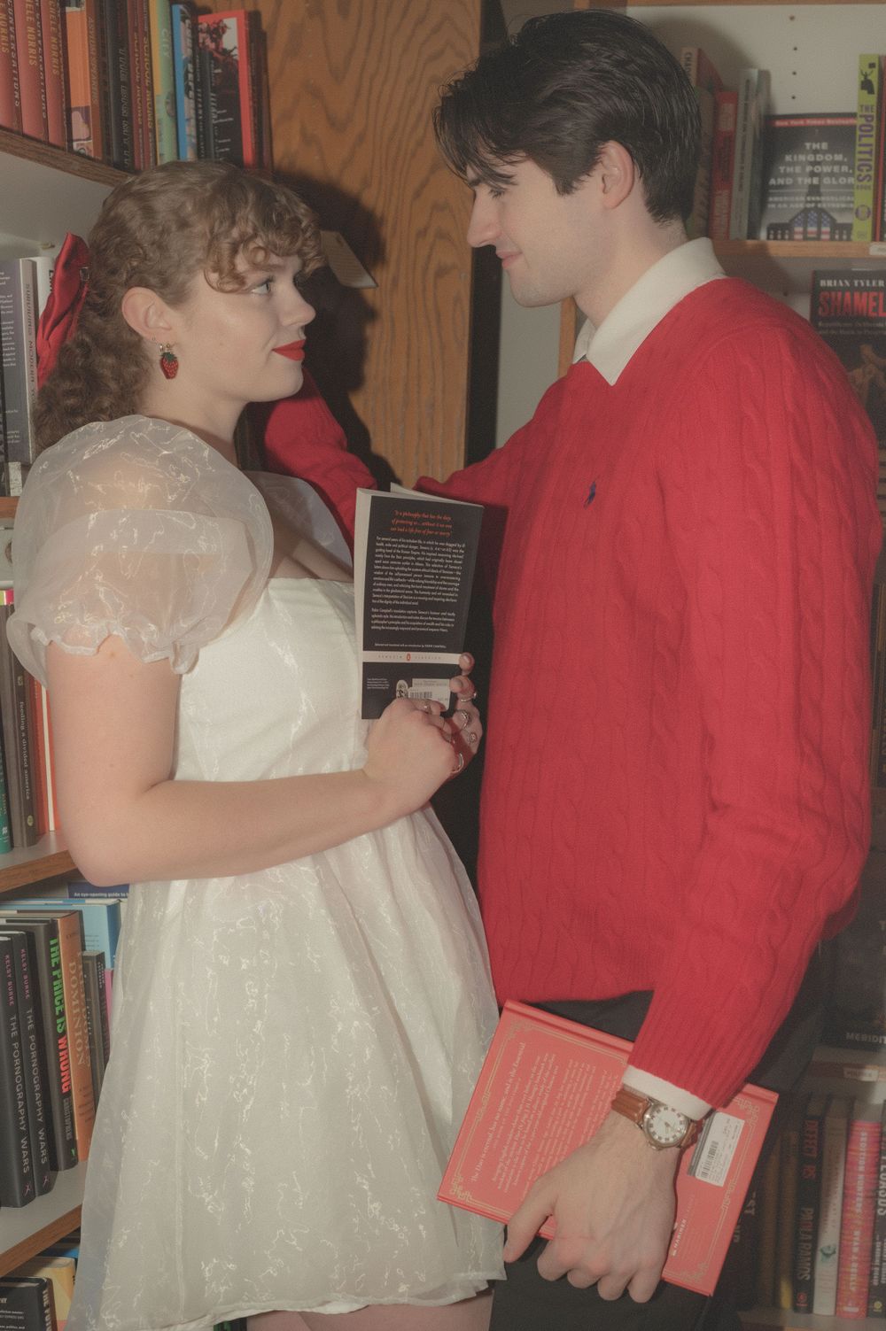 50s themed couples photoshoot taken in downtown Spokane by Jessica Rae photography. Aunties bookstore.