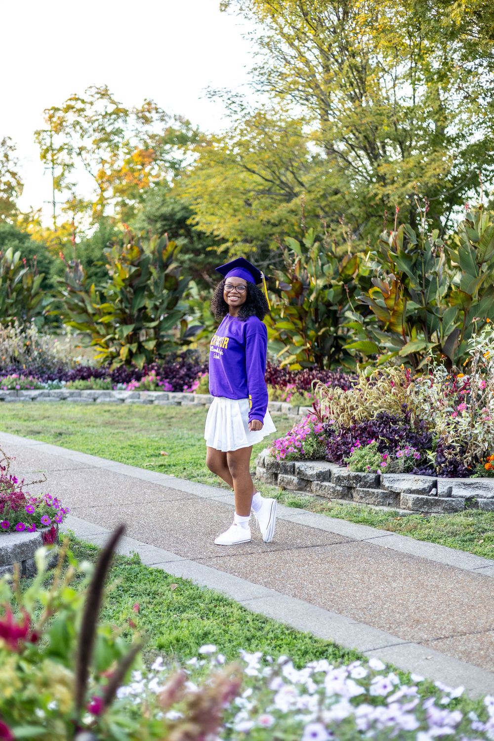 Central Illinois Photographer captures a senior session at Washington Park in Springfield, IL
