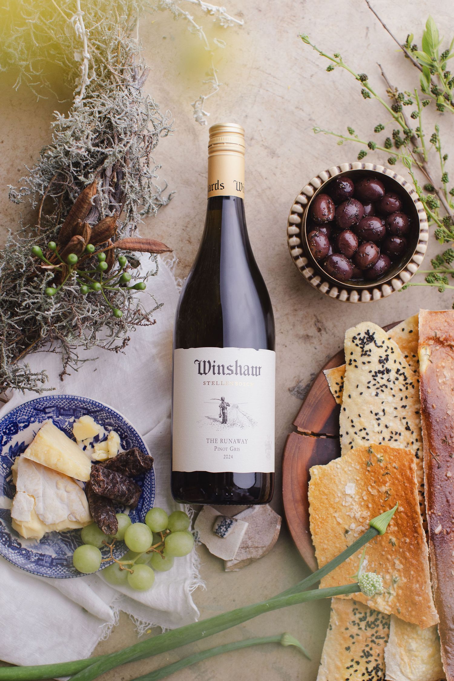 Food and wine pairing tablescape Winshaw Wines