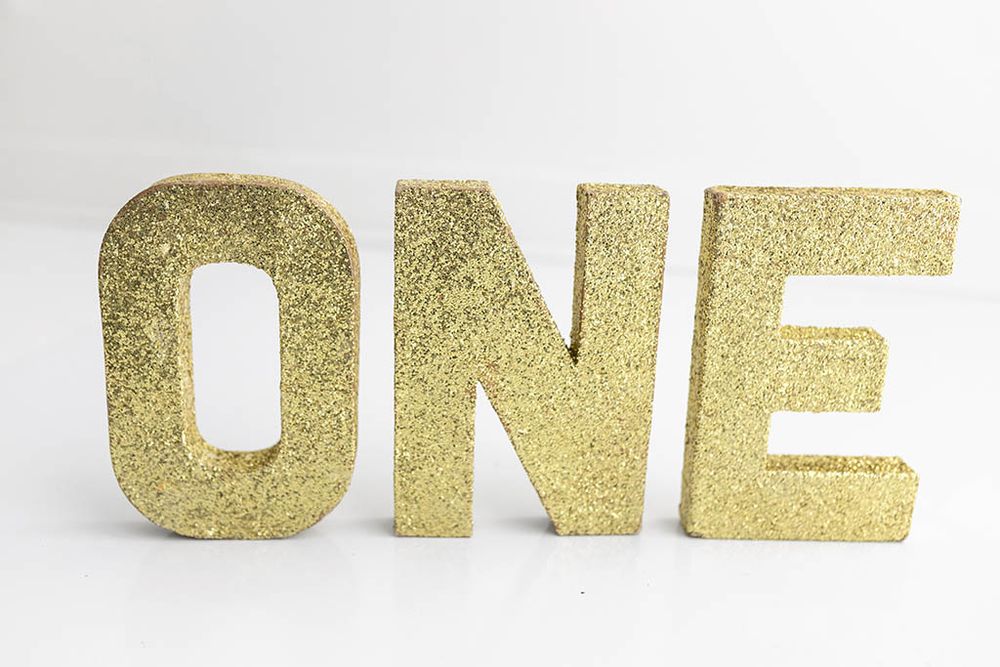 Gold glitter ONE freestanding letter signs for first birthday photoshoot; Newborn, Baby & First Birthday Photographer in Menifee, California