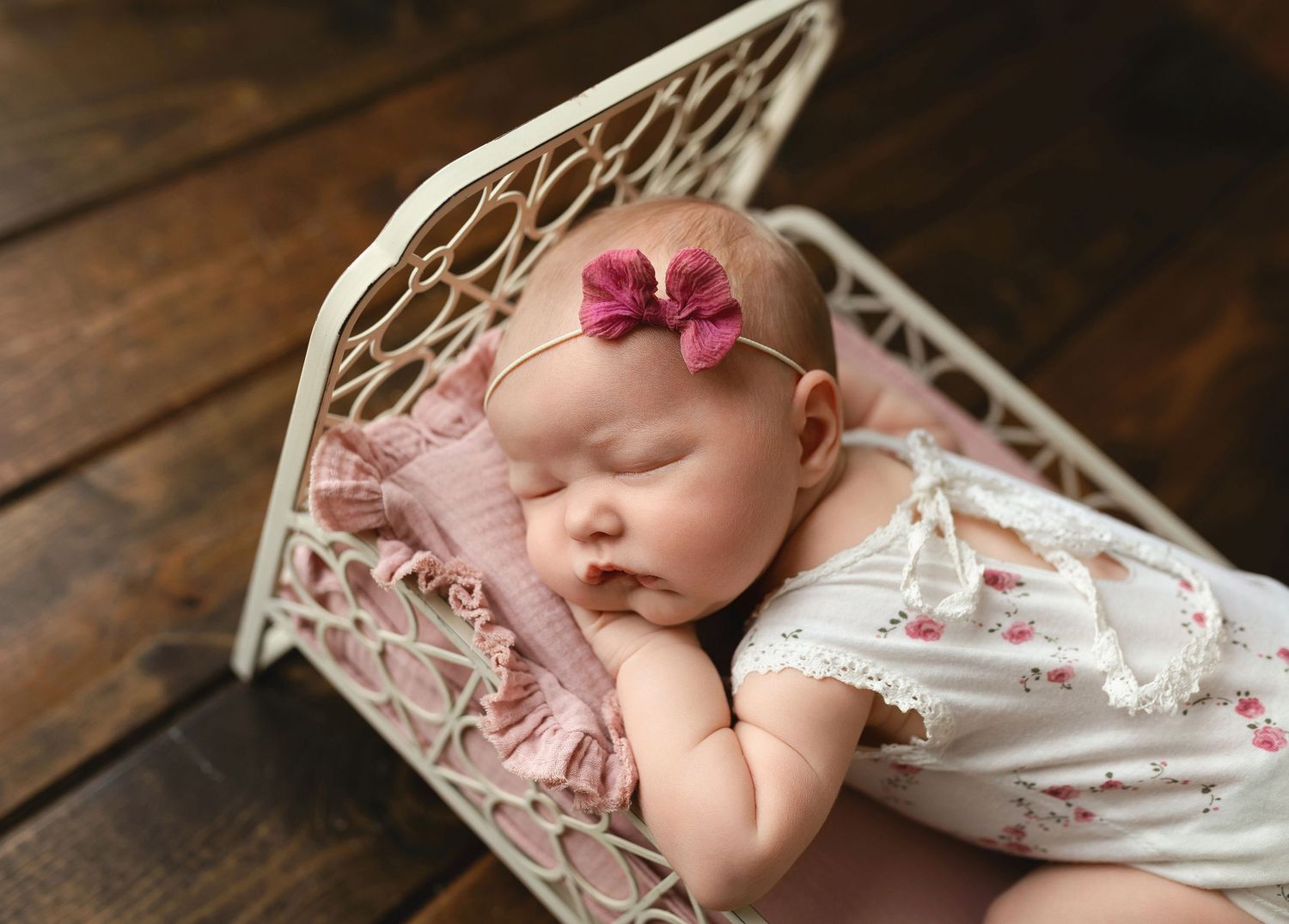 baby on a bed. Greenville sc newborn photographer, Easley sc newborn photographer, Greenville SC newborn, Newborn photographer near