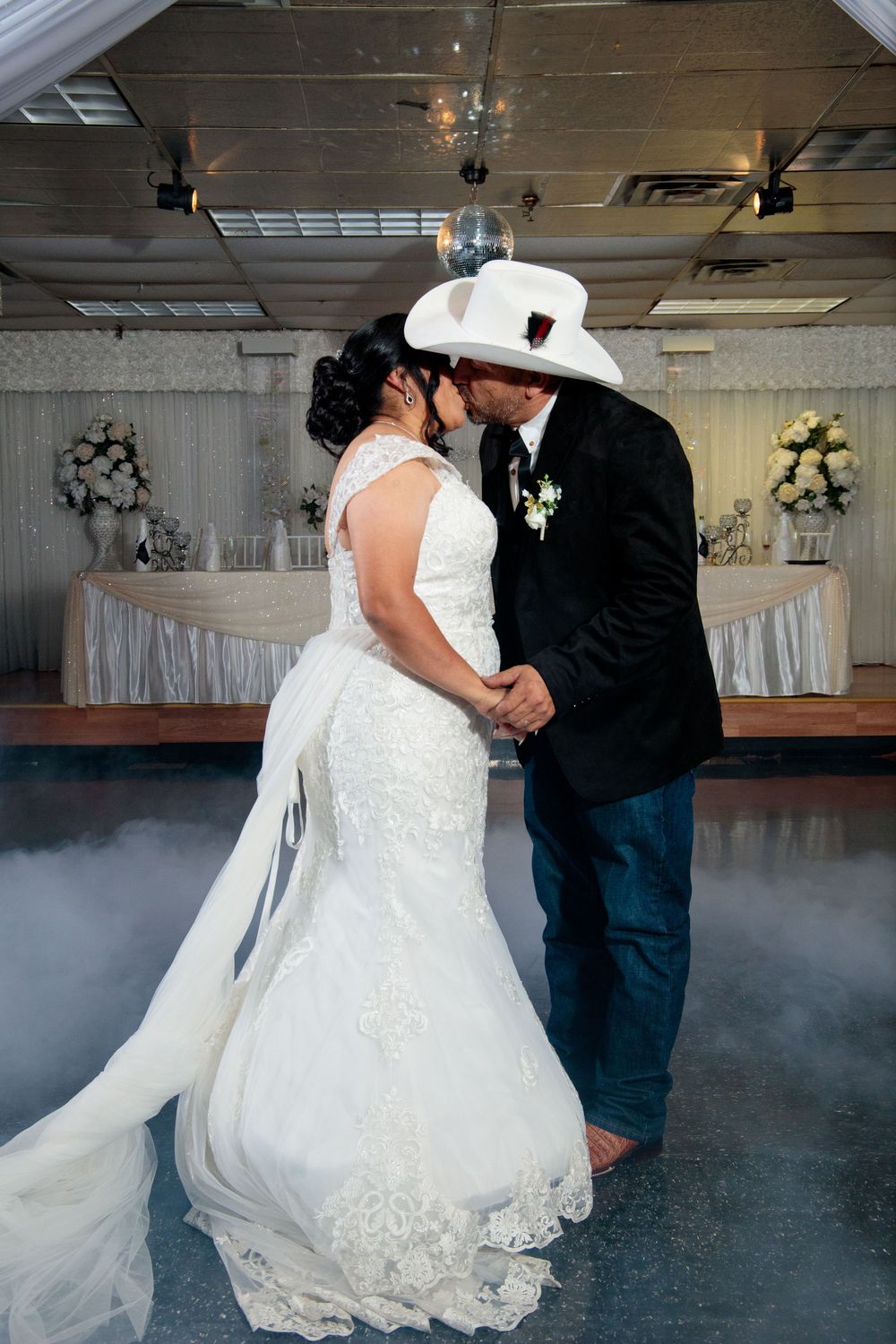 Dallas photography and video for Weddings
 - R & R Marcelo DFW