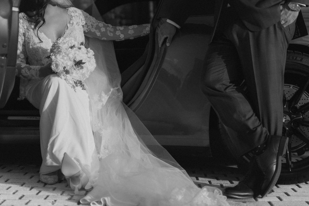 classic documentary style wedding photos