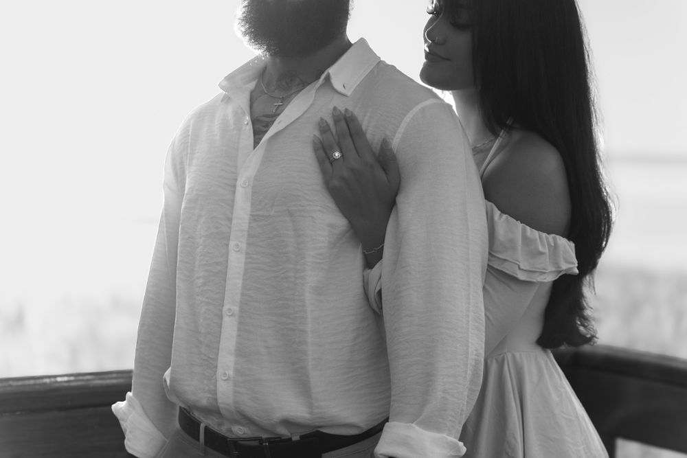 Romantic outdoor couple photoshoot in Kissimmee, Florida.