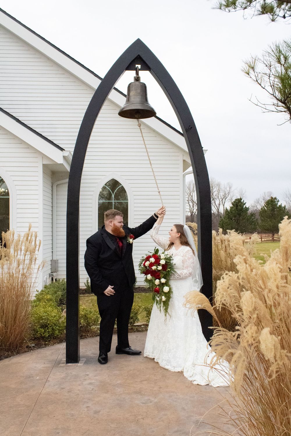 Bridal photography, wedding photography, Oklahoma bridal photography, Oklahoma wedding photography, Oklahoma wedding photographer, newlyweds