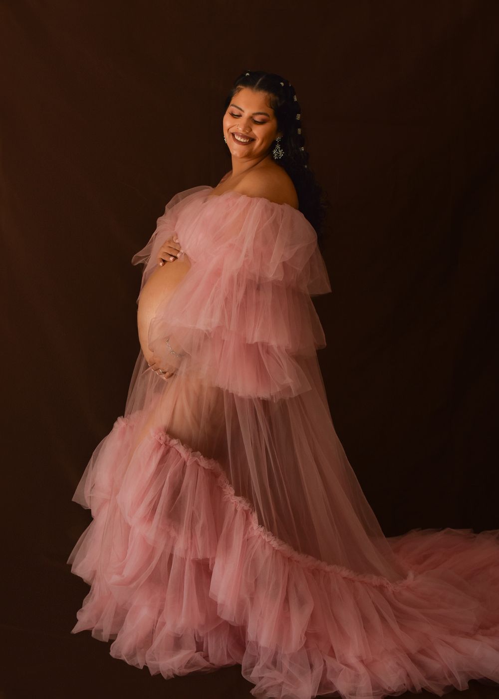 maternity, pink dress, mom, mother, brown, photography, photoshoot, professional, studio, portrait