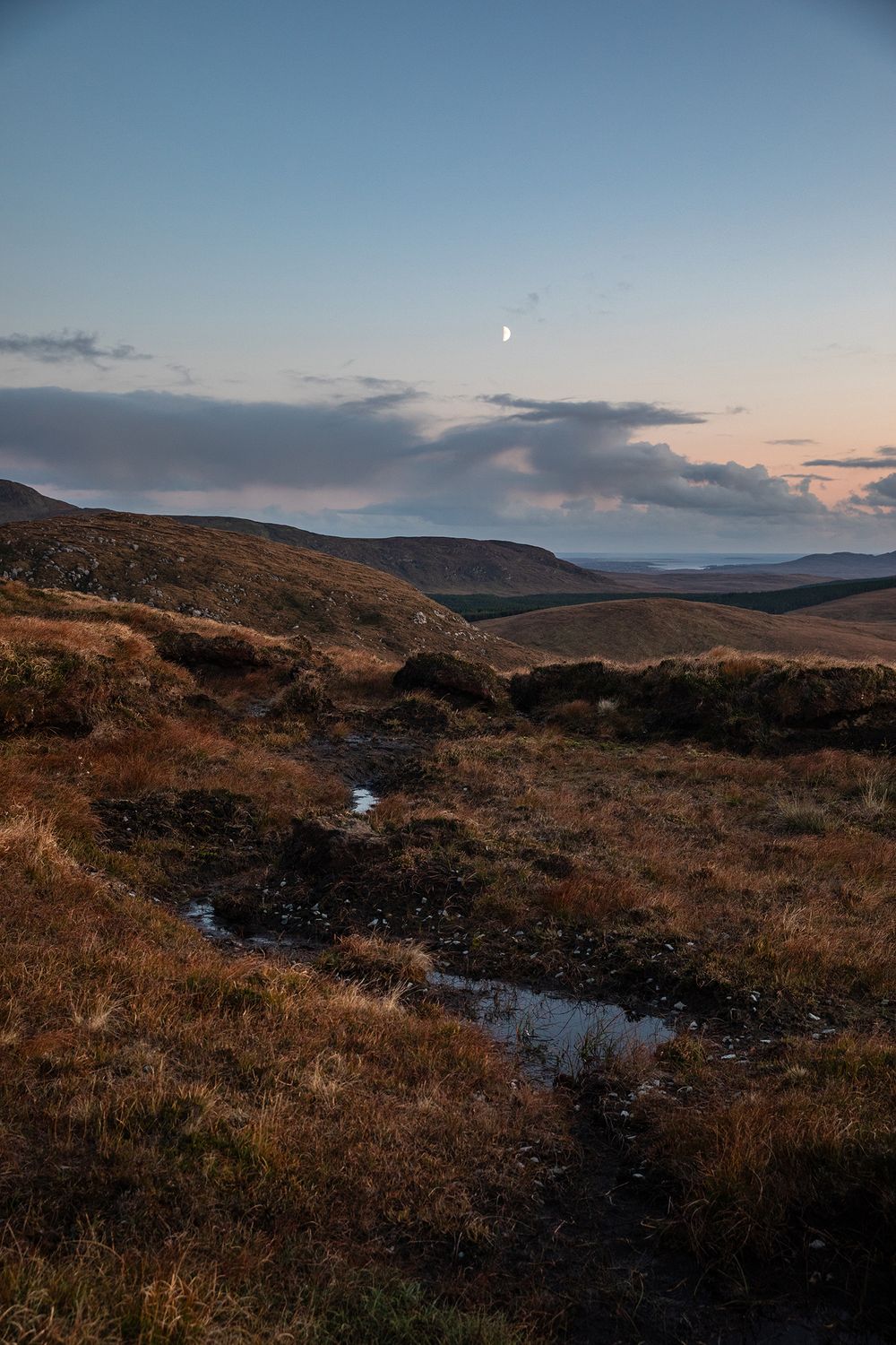 Diamond hill landscape at moonlight