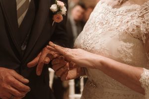 Servizi fotografici per coppie e matrimoni  
Racconti visivi autentici per coppie innamorate. Servizi foto wedding e love story  Cogliate
