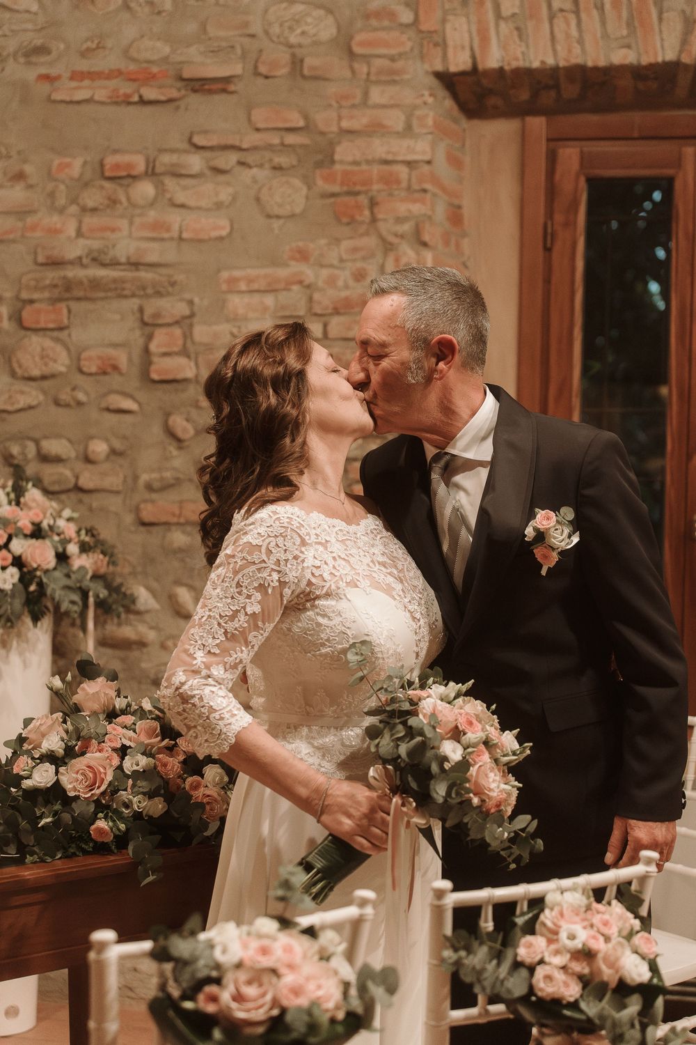 Servizi fotografici per coppie e matrimoni  
Racconti visivi autentici per coppie innamorate. Servizi foto wedding e love story  Cogliate
