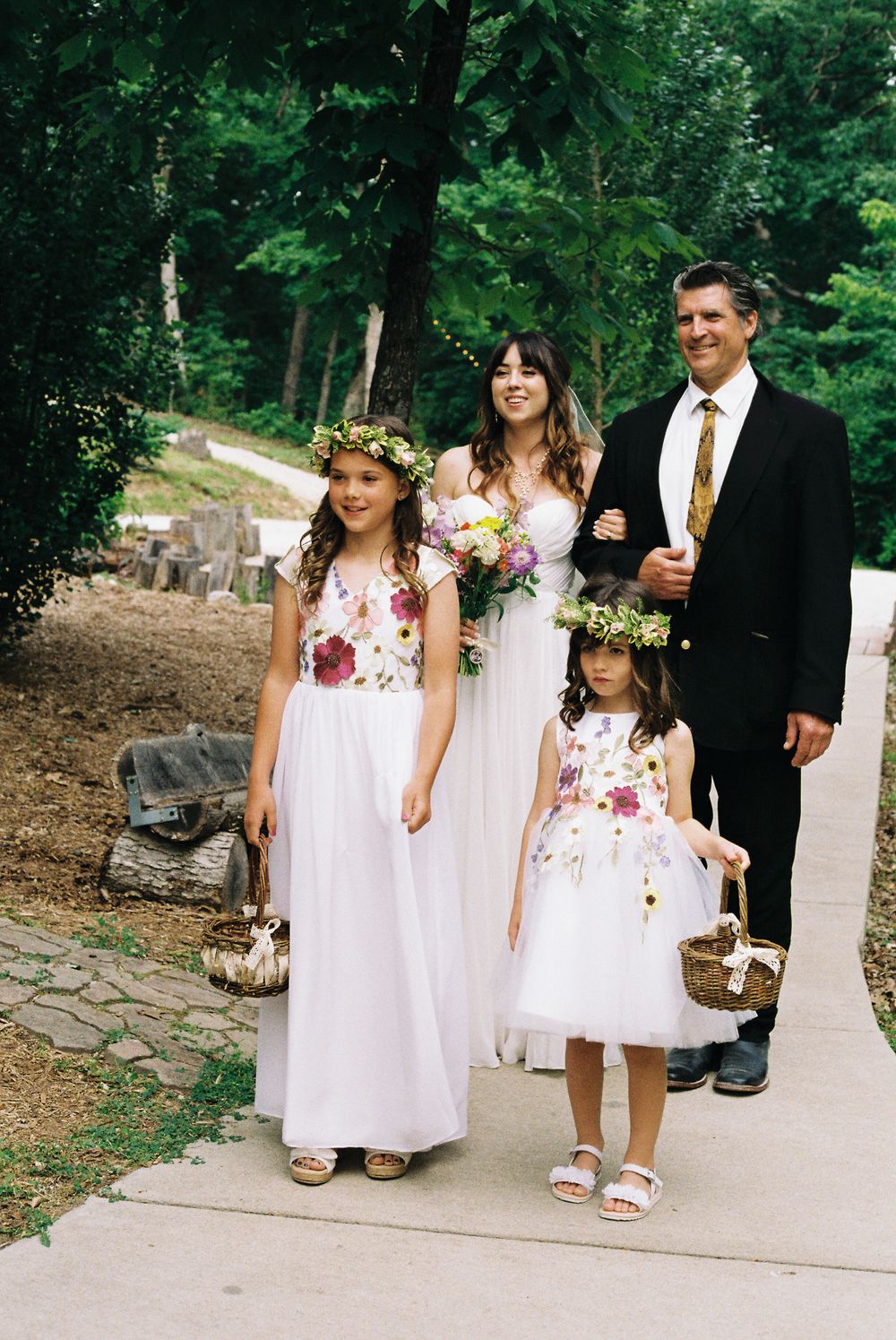 St. Louis wedding flower girls