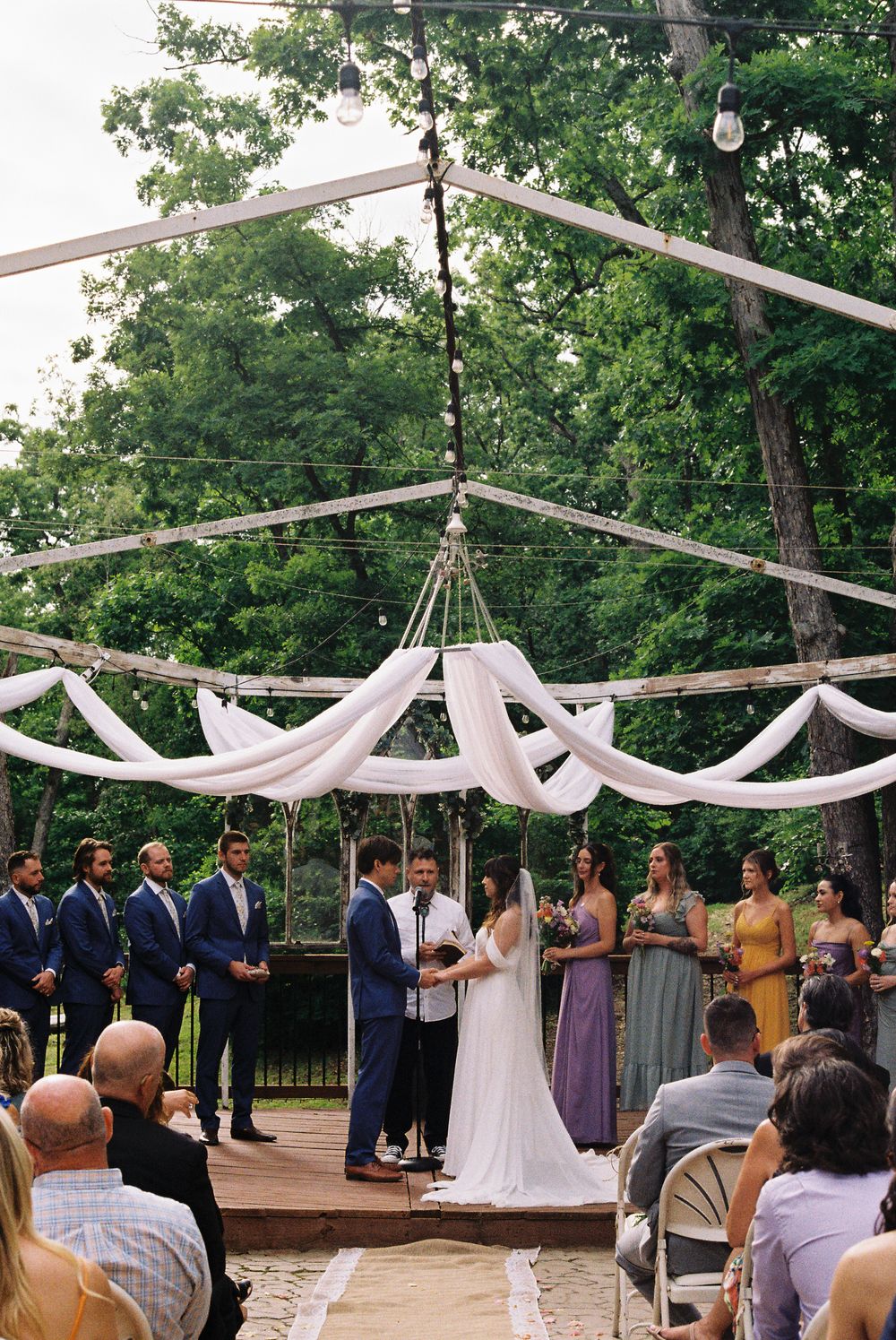 bride and groom wedding ceremony in st. Louis missouri
