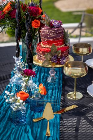 jewel tone cake table