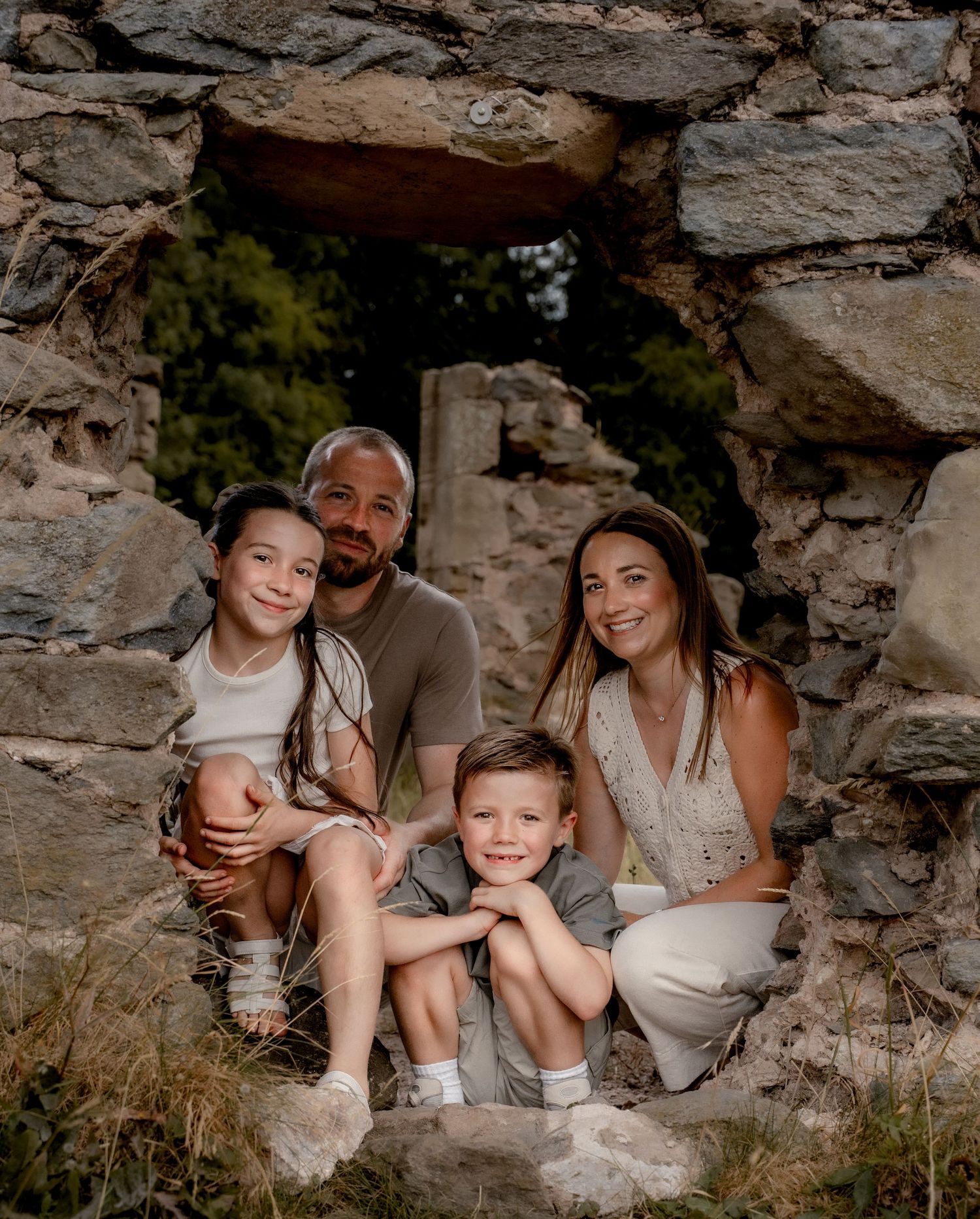 swadlincote-family-photographer-candid-moments.jpg