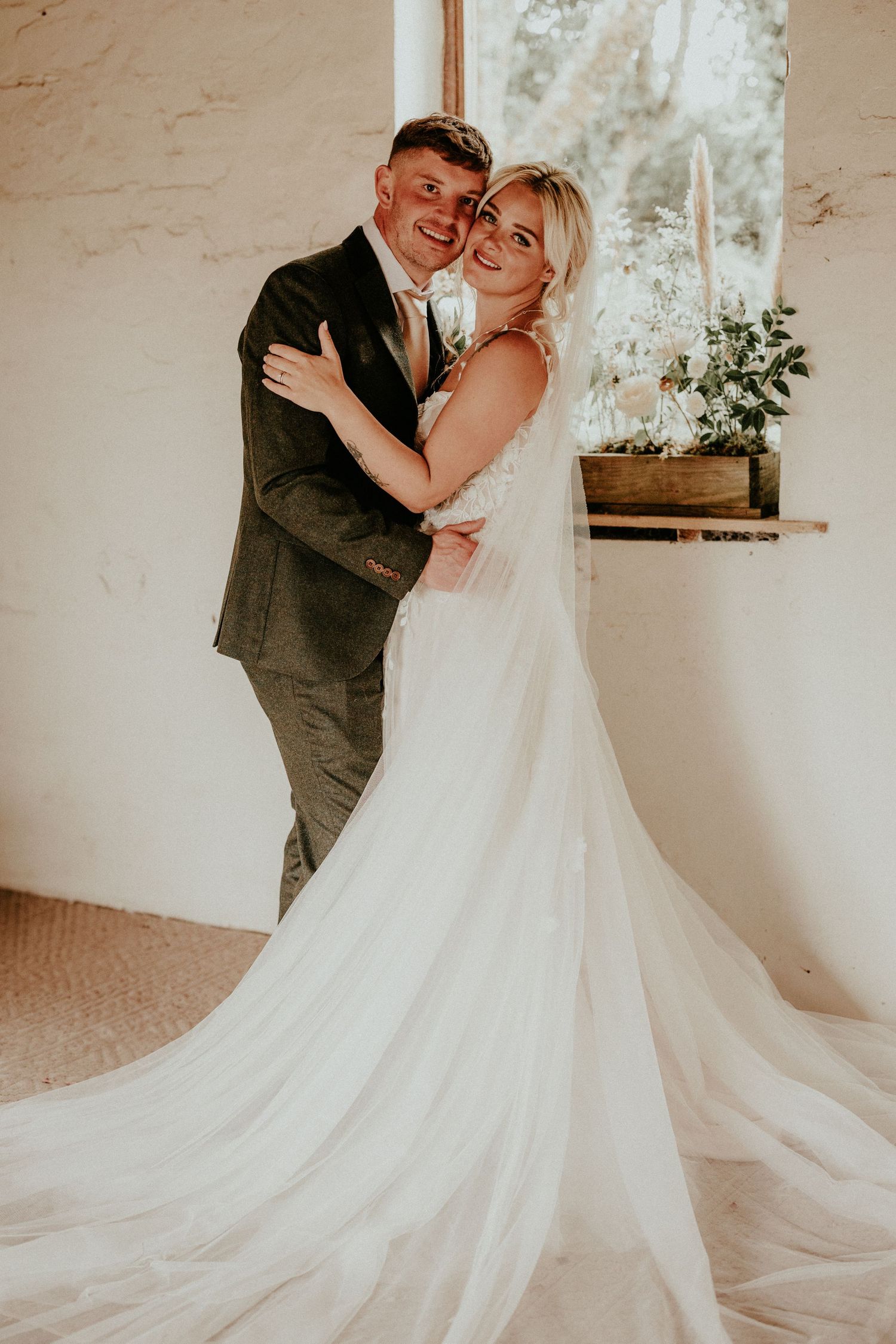 A Joyful, Intimate Elopement at The Cornish Place by Olivia Rossi Photography. Cornish-Place-Woodshed-Cornish-Place-elopement-meadow