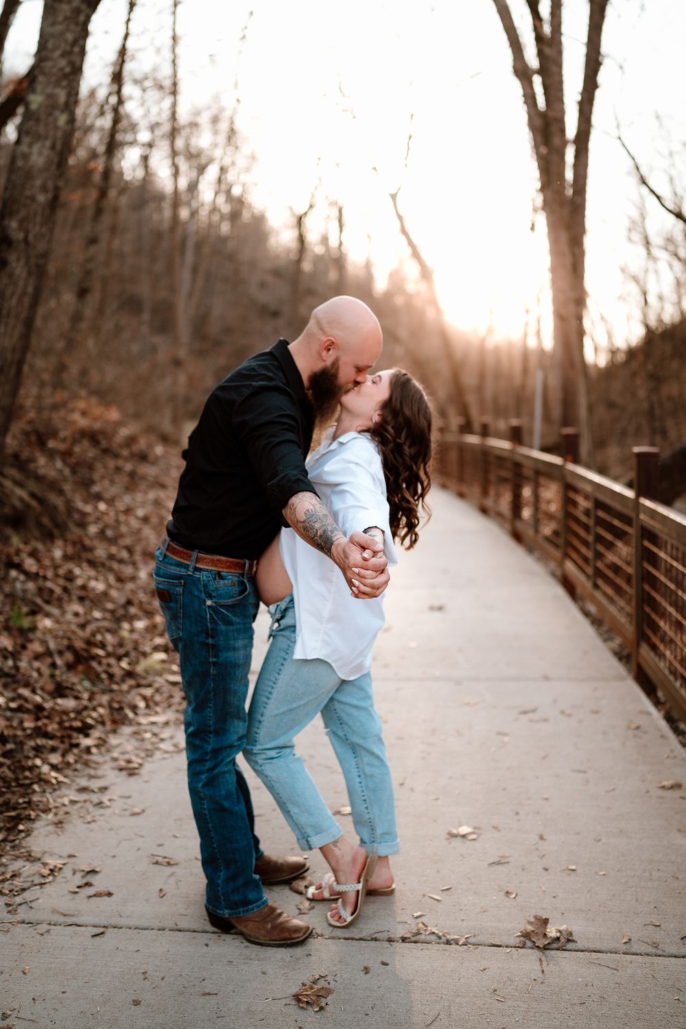 golden hour maternity photo