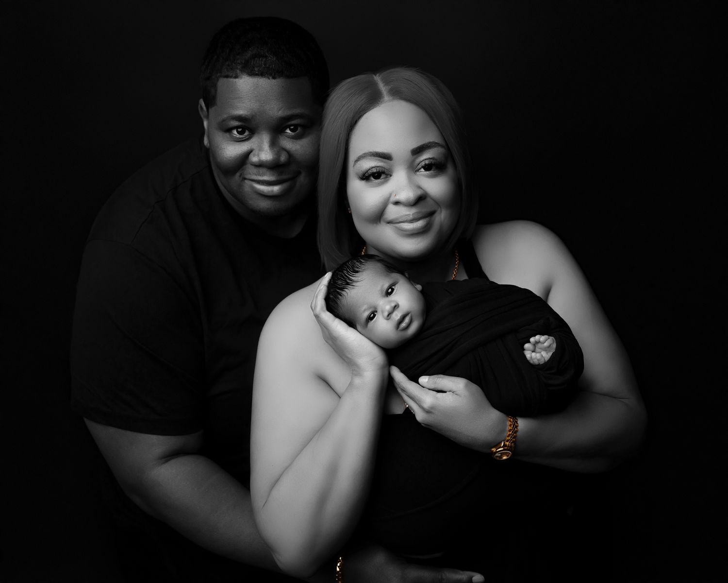 Newborn photography studio located in between Atlanta, Georgia and Birmingham, Alabama with full service photo studio.