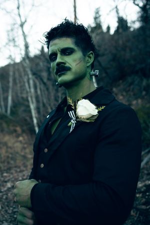 Park City Utah Elopement photography in the mountains. Frankenstein and His Bride. Creative posing and wedding photos on Halloween night