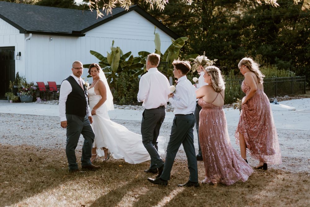 Bride and Groom with bridal party, summer backyard wedding in Ohio photography by Vicci Photo Dayton Ohio Photographer