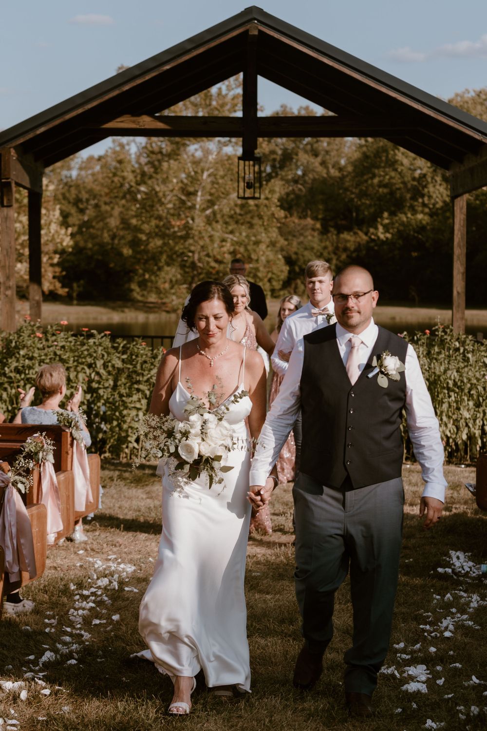 Bride and Groom summer backyard wedding in Ohio photography by Vicci Photo Dayton Ohio Photographer