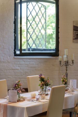Hochzeitsreportage im Ochsenstall Schloss Britz – Hochzeitsfotograf Berlin begleitet das Paar