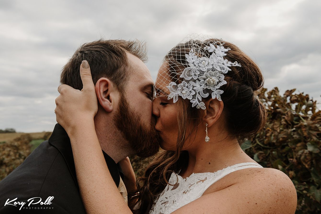 moody wedding photo iowa couple at harpors vineyard, des moines wedding photographer, Iowa wedding photographer
