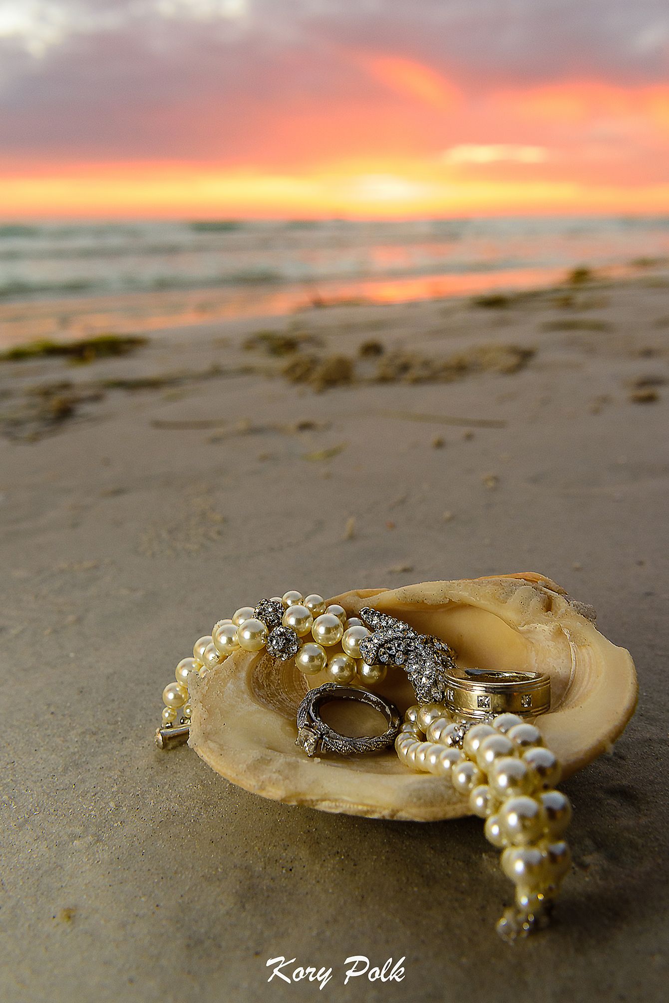 creative beach ring detail shot, Iowa wedding photographer, des moines wedding photographer,