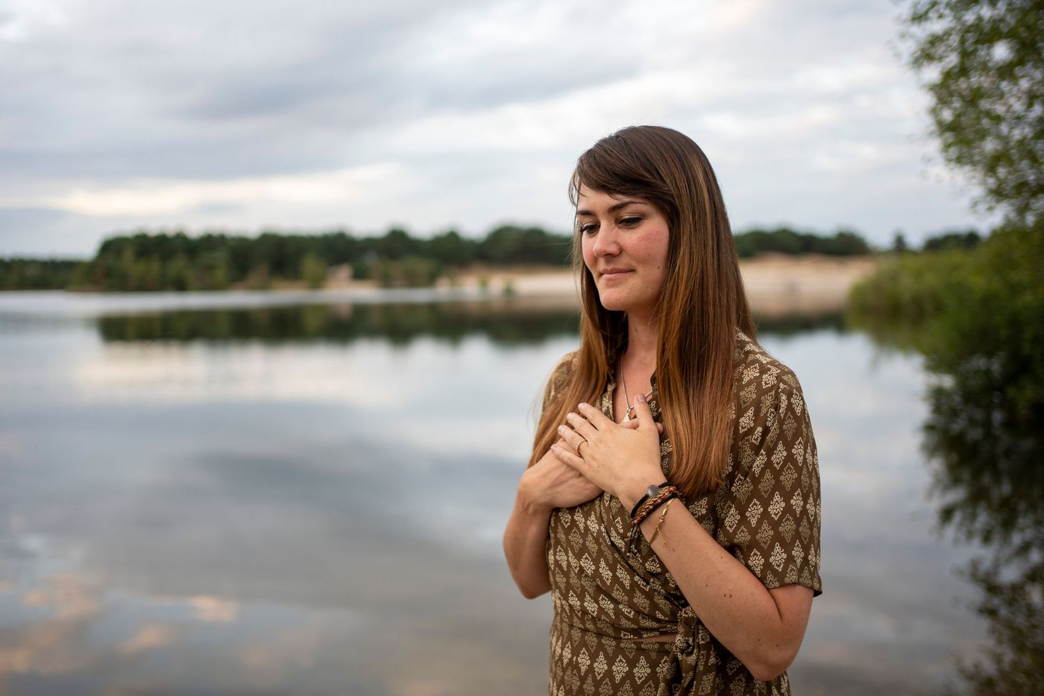 NEI therapie
Neuro Emotionele Integratie Therapie
emoties behandelen en loskoppelen
spiritueel inzicht
bewustwording 
meditatie 
biotensor