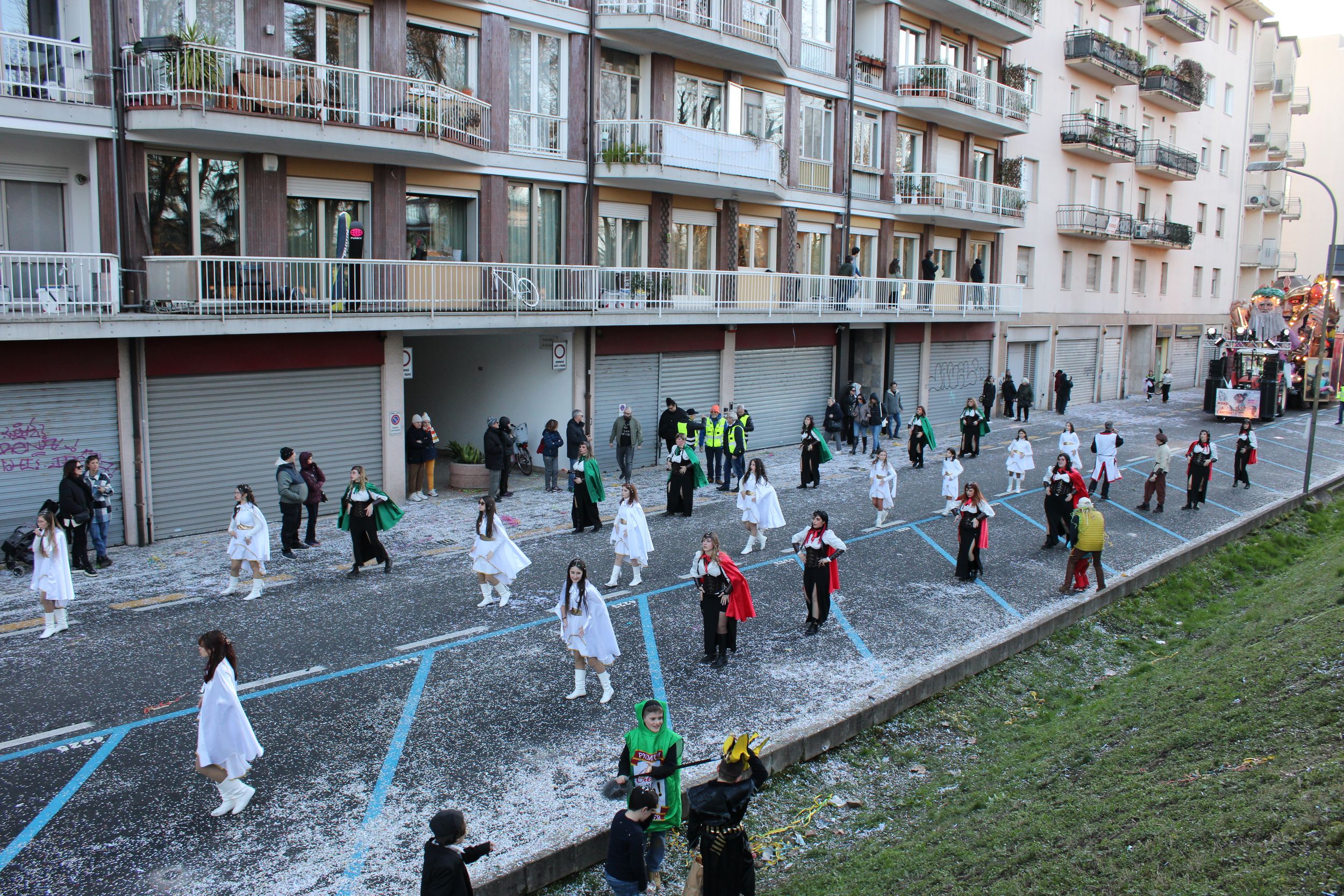 Treviso Carnival Parade 2026. The Friends of Isiata Association with the show “Worlds in Comparison”.