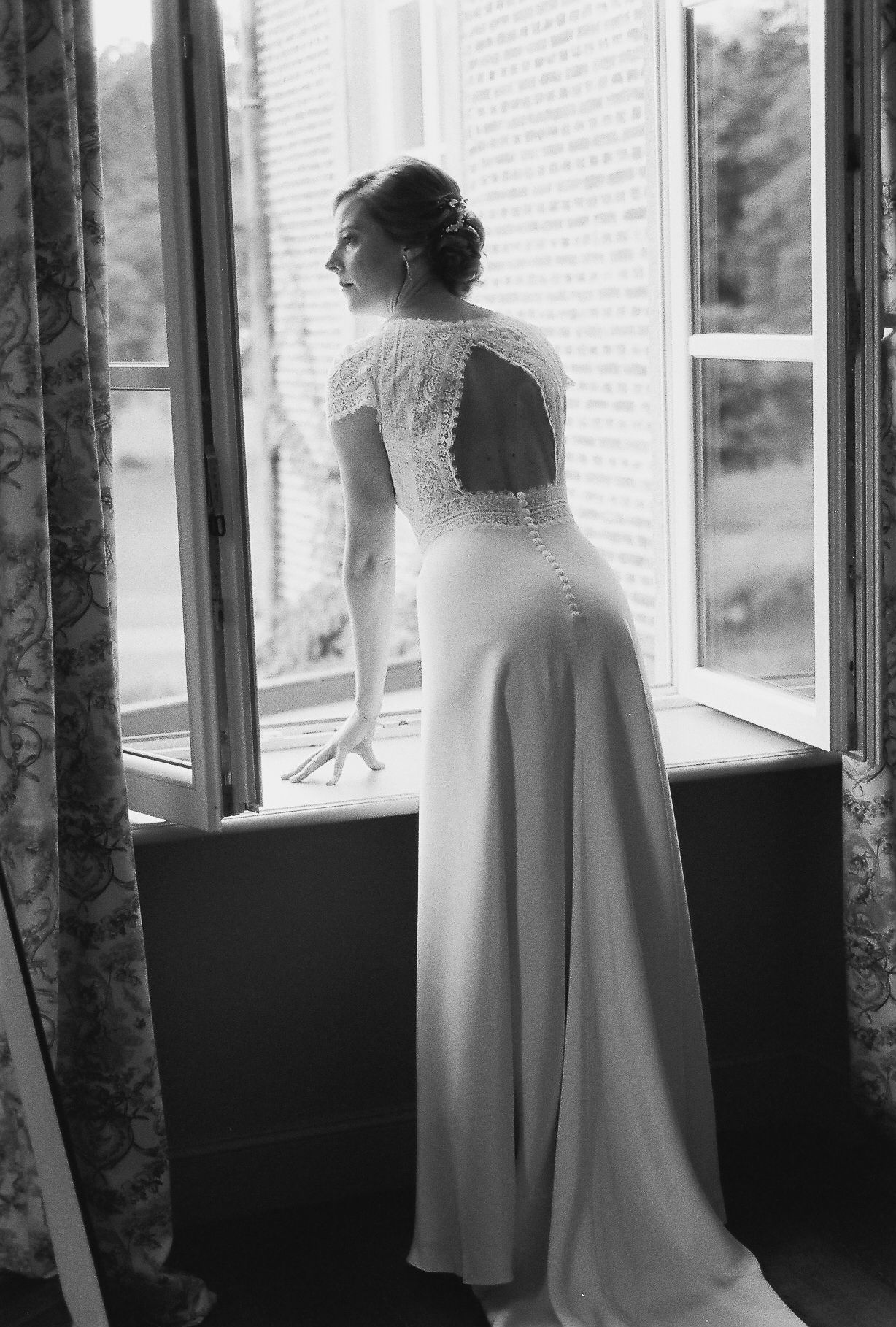 photo argentique noir & blanc robe de la mariée