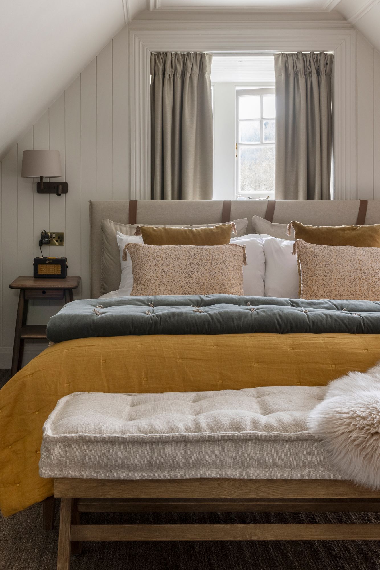 Pine Trees Hotel 

Susie Lowe - Commercial Photographer 
Scotland, Edinburgh, London