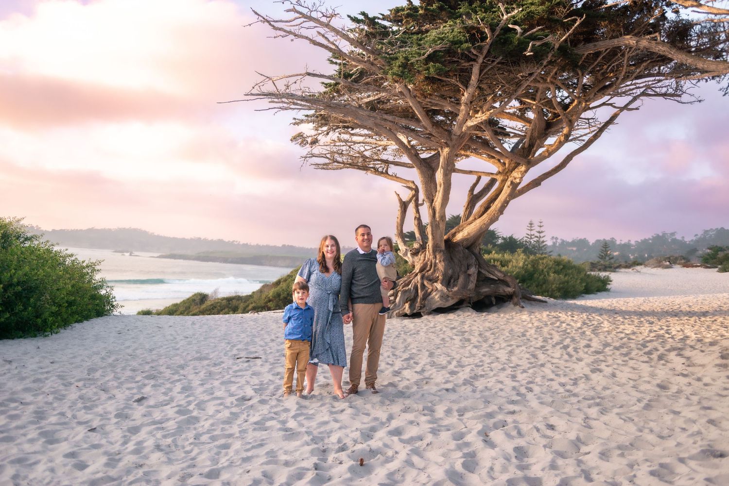 Carmel by the Sea family photographer