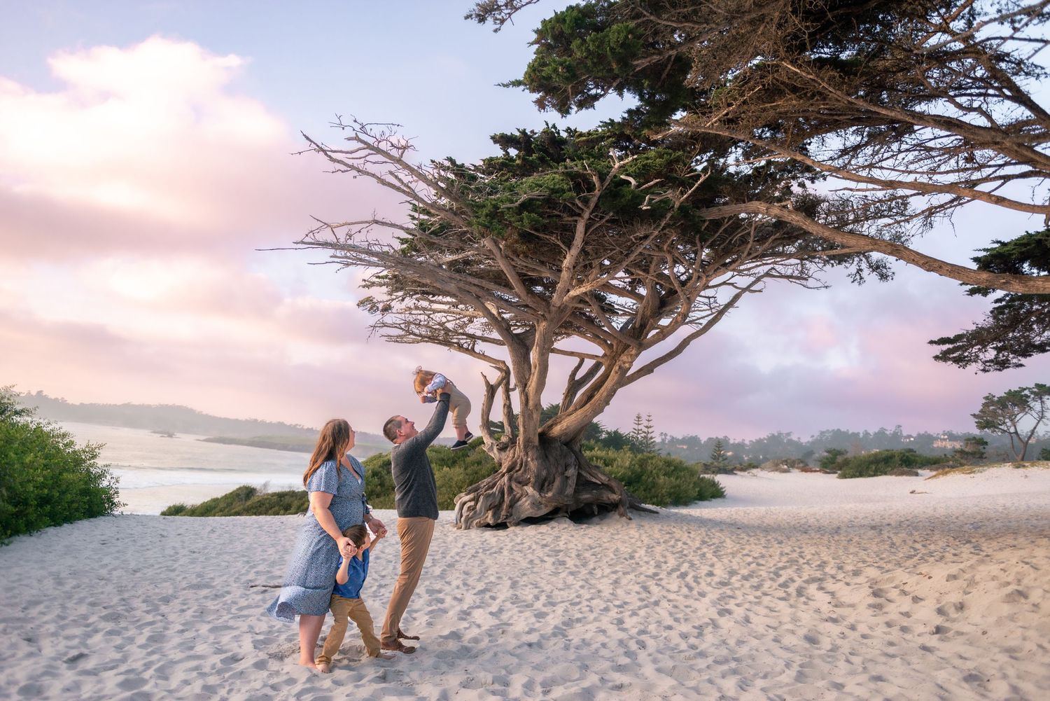Carmel by the Sea family photographer