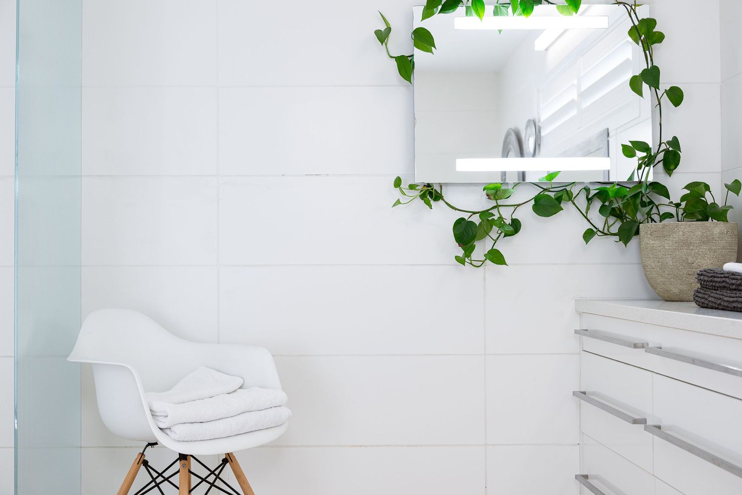Professional and evocative Airbnb/short stay accommodation photography.