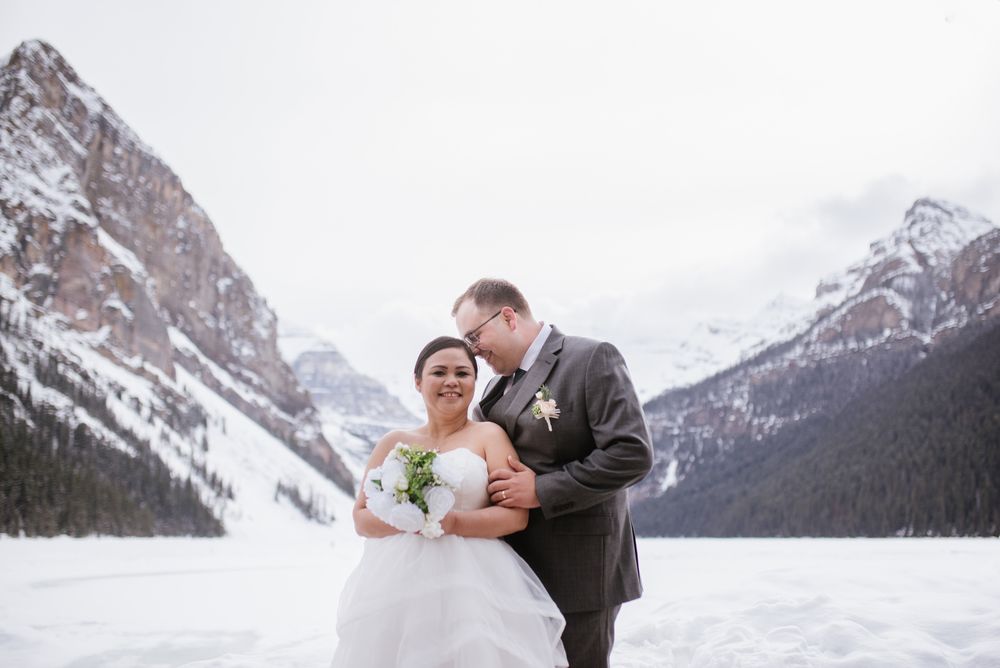 Lake Louise winter wedding
