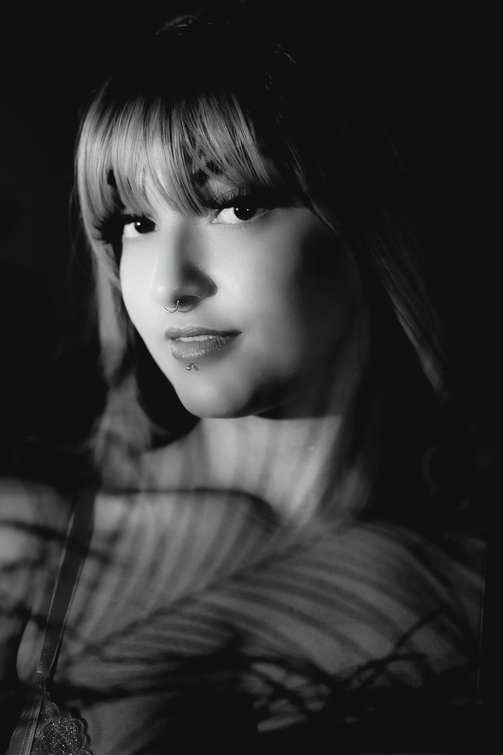 Fashion-inspired portrait photographed in NSW by Wollongong portrait photographer Serene Coleman.