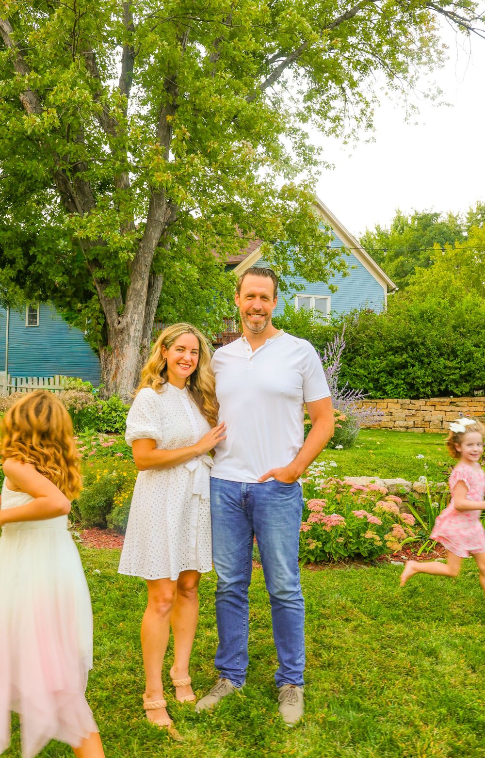 Fun family photo prompt in Stillwater, Minnesota.