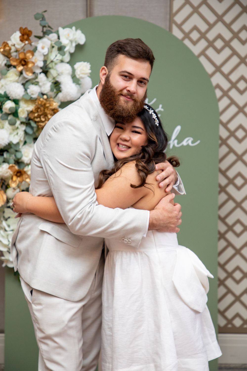 Engagement photography, engagement cake, guests engagement food and soon to be bride and groom Novella on the park