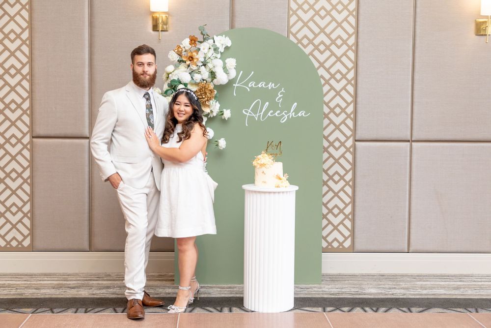 Engagement photography, engagement cake, guests engagement food and soon to be bride and groom Novella on the park