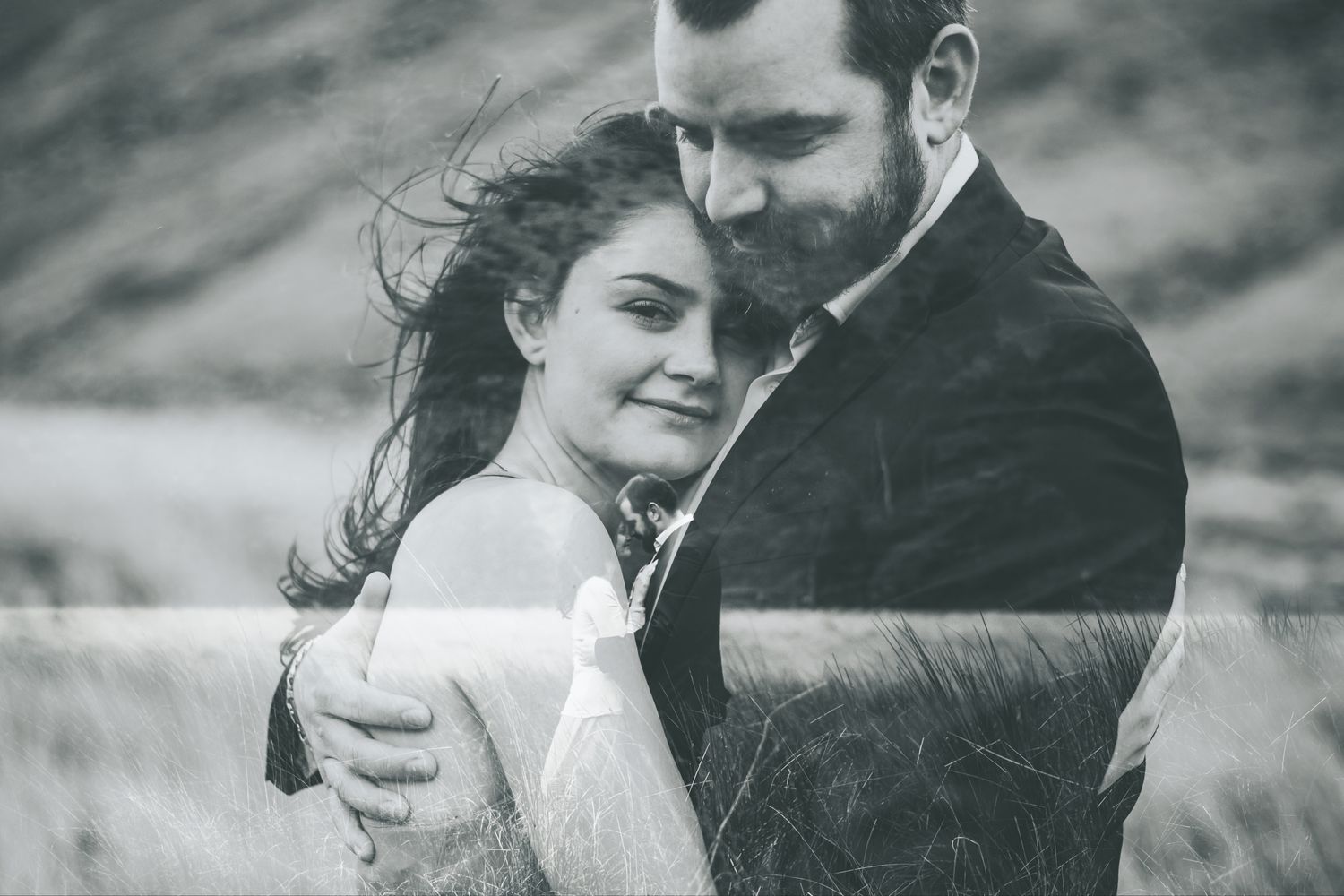 wedding couple in forest vancouver island