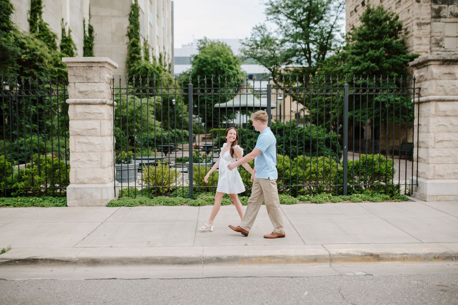 Downtown Wichita, KS engagement session by photographer Jessica Nadine Photography. Courthouse building sedgwick county historical buildings