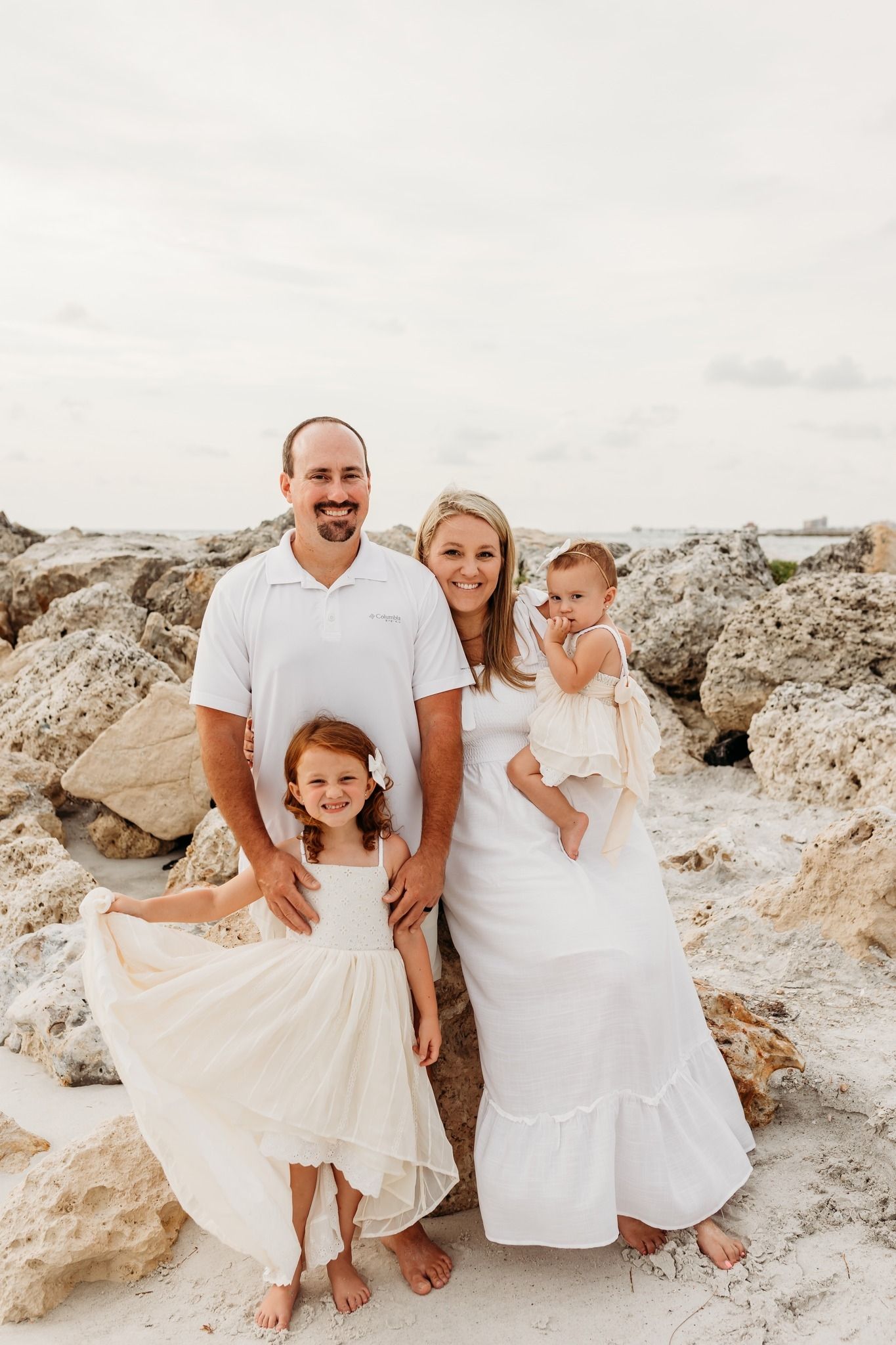 Braselton, Flowery Branch, Buford, Sugar Hill, Hoschton, Dacula 
Newborn & Family Photographer
Cake Smash, Senior Portraits, Headshots