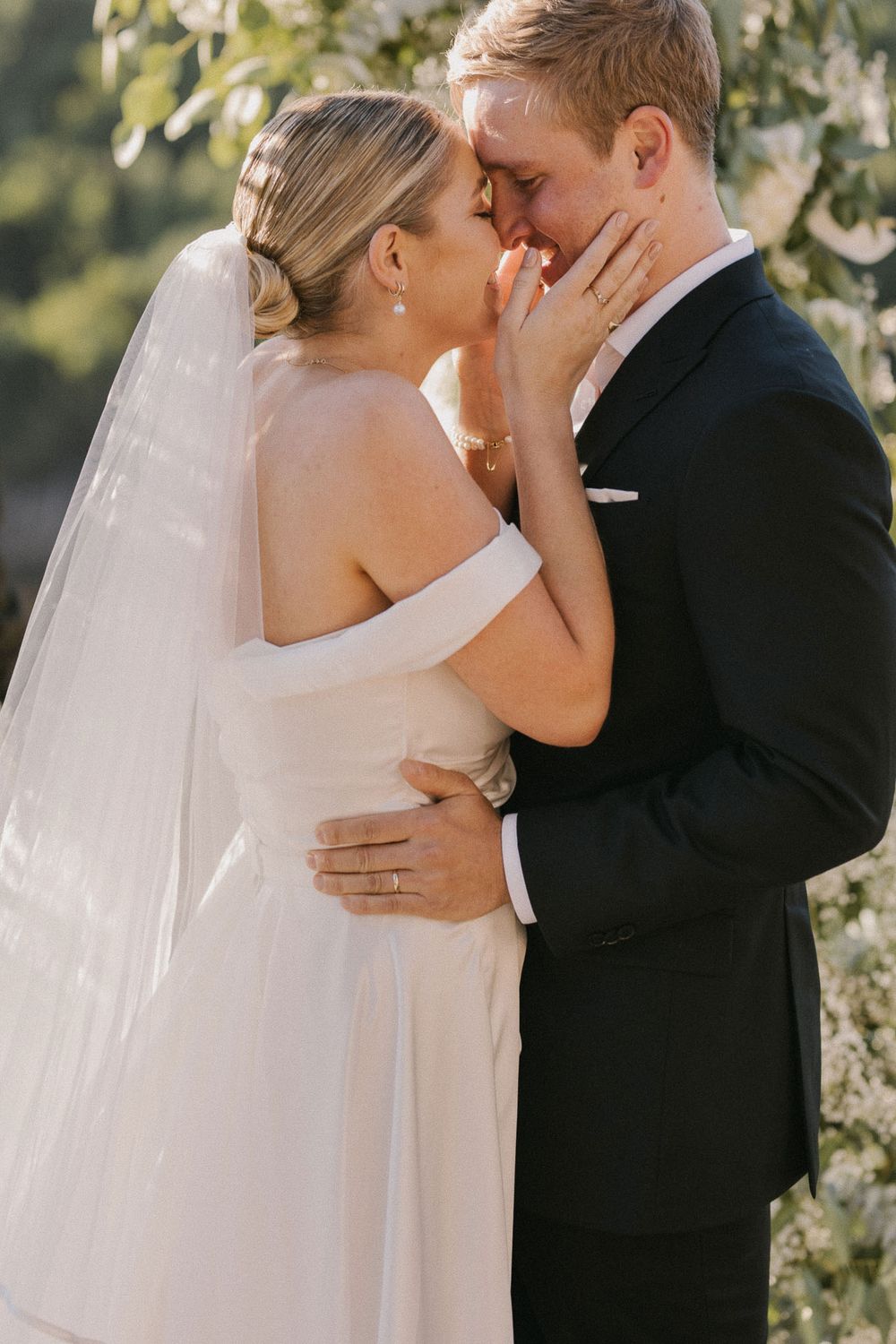 Emotional wedding ceremony at Elgin River Lodge — elegant Cape Town wedding photography for modern couples