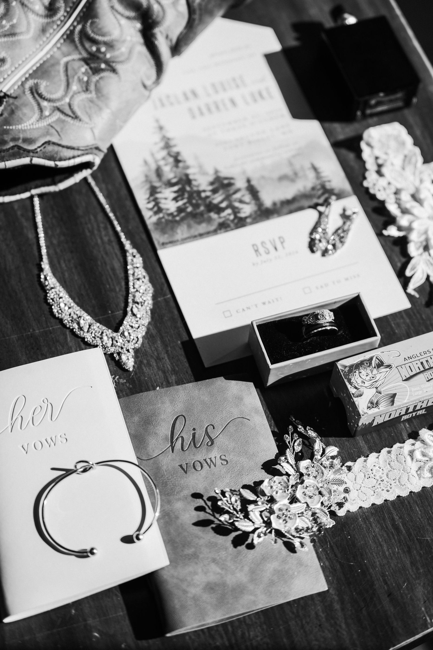 Wedding day details, wedding rings, wedding garder, wedding jewelry, wedding day vow books