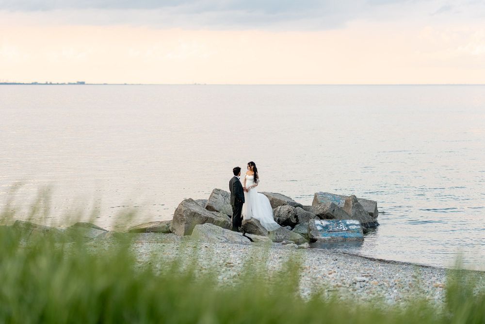 candid moment on the beach at lakeview by carmen's
