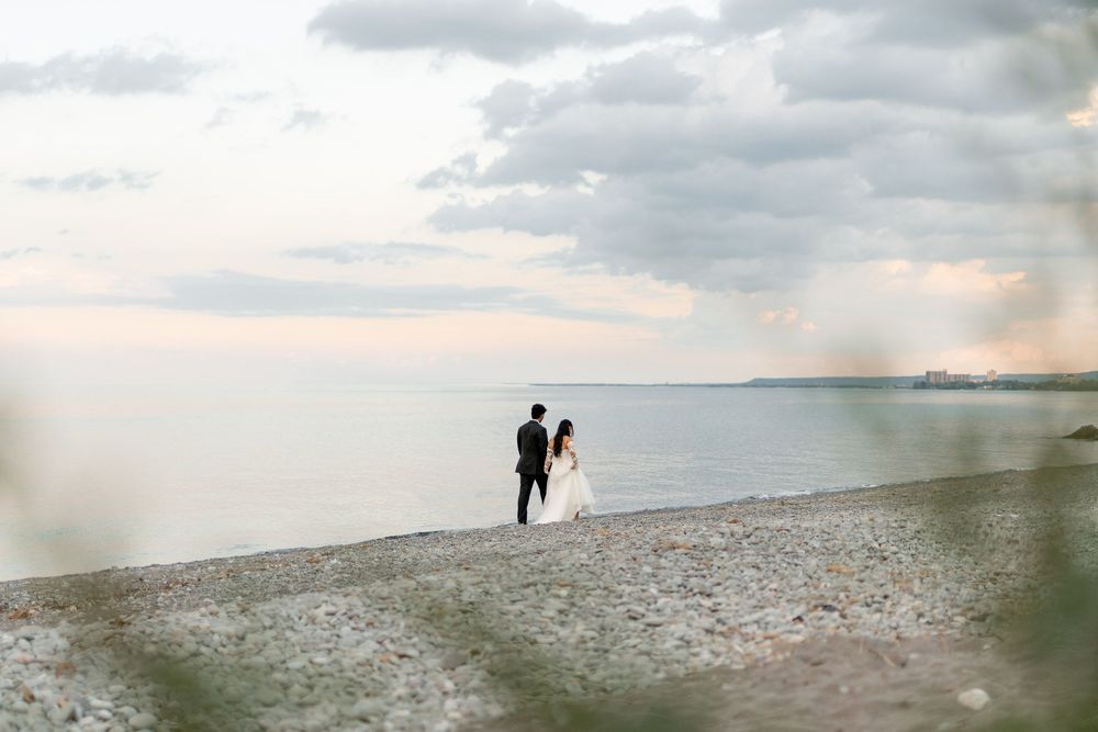 beach wedding photography from lakeview hamilton
