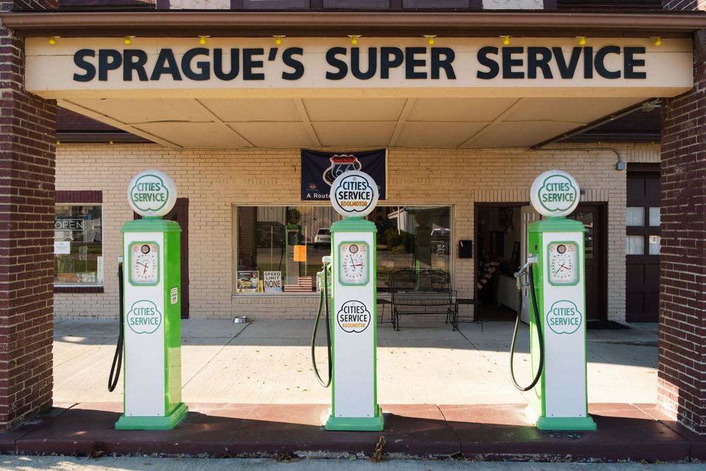 Sprague's Super Service in Bloomington/Normal, IL on Route 66. September 4, 2026. Photo: David Manning.
