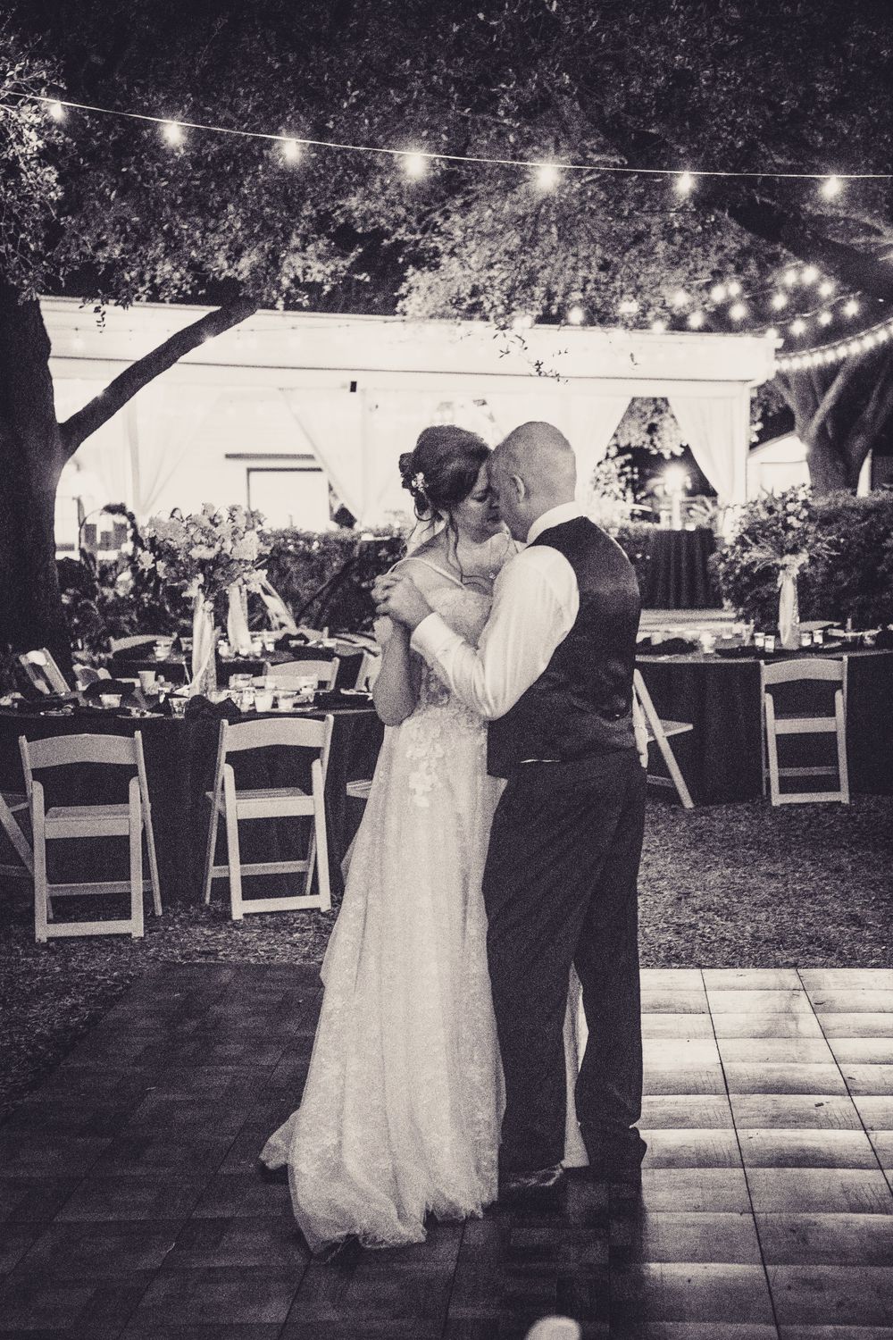 Editorial style weddings at Davis Islands, Tampa, Florida. Destination wedding in Tampa, Clearwater, St Pete, Sarasota, Naples, Florida