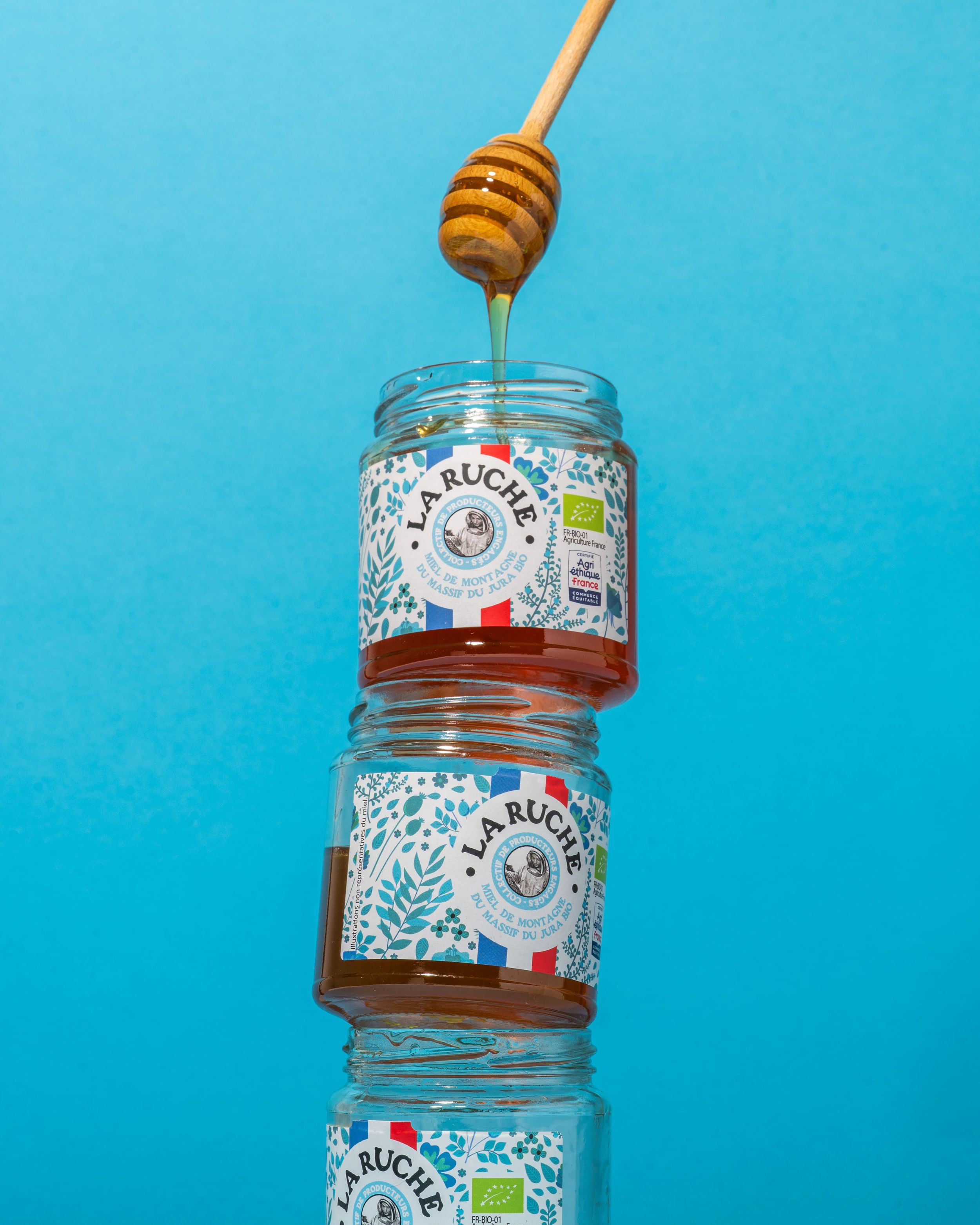 Extrait d'un shooting réalisé pour la marque de miels La Ruche par la photographe culinaire Mélanie Rousselle. Shooting en studio.